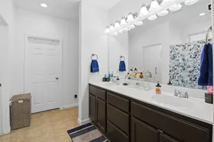 344 N Red Lion Way, Newman, CA 95360 - Photo 11