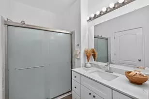 1900 Danbrook Dr, Sacramento, CA 95835 - Photo 23