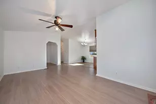 Cambria, Citrus Heights, CA 95621 - Photo 7