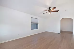 Cambria, Citrus Heights, CA 95621 - Photo 5