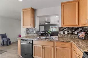 784 Taryn Ct, Merced, CA 95341 - Photo 17