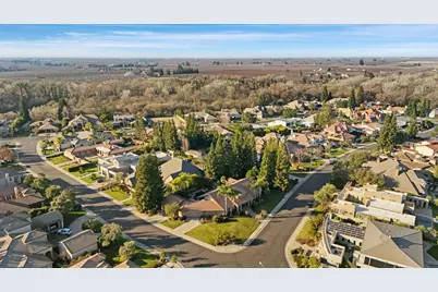 7448 River Nine Drive, Modesto, CA 95356 - Photo 5