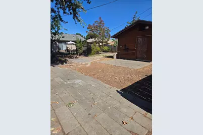 2052 S Tuxedo Avenue, Stockton, CA 95204 - Photo 33