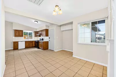 8127 Franciscan Way, Sacramento, CA 95823 - Photo 15