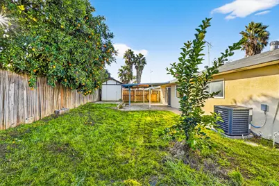 8127 Franciscan Way, Sacramento, CA 95823 - Photo 29