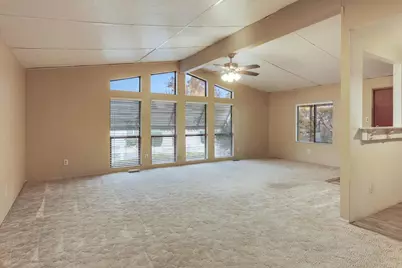 Royal Crest Circle, Rancho Cordova, CA 95670 - Photo 5