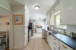 1405 Fordham Ave, Modesto, CA 95350 - Photo 5