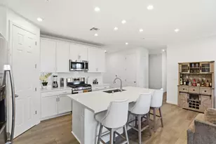 701 Popcorn St, Galt, CA 95632 - Photo 9