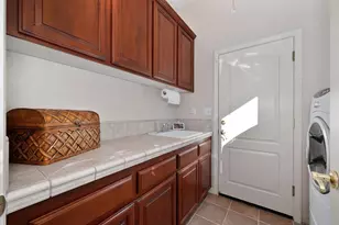 9010 Fallsmont Dr, El Dorado Hills, CA 95762 - Photo 21