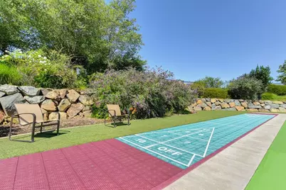 9010 Fallsmont Drive, El Dorado Hills, CA 95762 - Photo 81