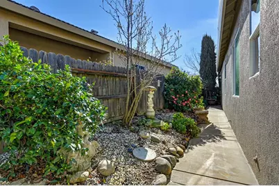 9010 Fallsmont Drive, El Dorado Hills, CA 95762 - Photo 55