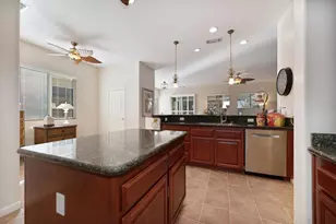 9010 Fallsmont Dr, El Dorado Hills, CA 95762 - Photo 17