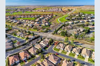 9010 Fallsmont Drive, El Dorado Hills, CA 95762 - Photo 57