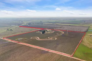 16025 E Harney Ln, Lodi, CA 95240 - Photo 17