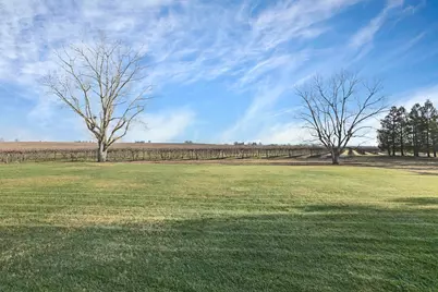 16025 E Harney Lane, Lodi, CA 95240 - Photo 35