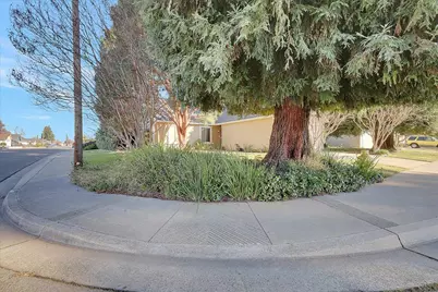 1083 Northgate Drive, Yuba City, CA 95991 - Photo 3