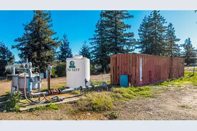 20075 E Kettleman Lane, Lodi, CA 95240 - Photo 11