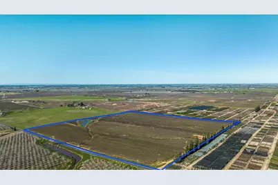 20075 E Kettleman Lane, Lodi, CA 95240 - Photo 3