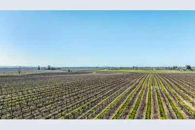 20075 E Kettleman Lane, Lodi, CA 95240 - Photo 19