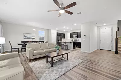 150 Uccello Way, Sacramento, CA 95835 - Photo 3