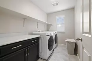 150 Uccello Way, Sacramento, CA 95835 - Photo 15