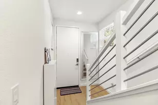 425 Outrigger Ln, West Sacramento, CA 95605 - Photo 5