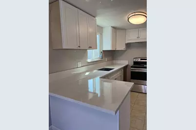 8603 Acapulco Way, Stockton, CA 95210 - Photo 9