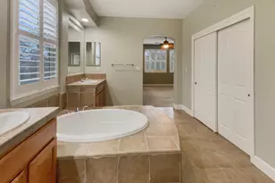 9673 Country Falls Ln, Elk Grove, CA 95757 - Photo 29