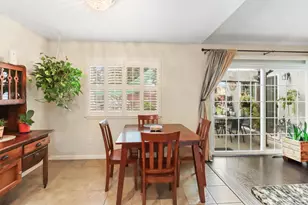 7414 Sun Point Ln, Sacramento, CA 95828 - Photo 9