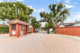 7414 Sun Point Ln, Sacramento, CA 95828 - Photo 23