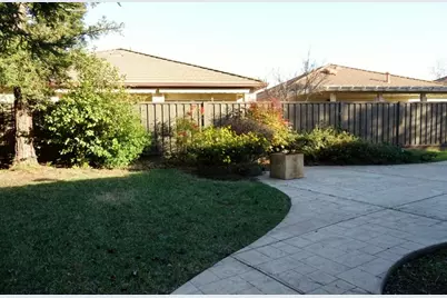 130 N Rock House Circle, Sacramento, CA 95835 - Photo 13