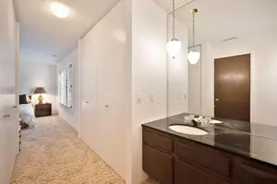 1182 Vanderbilt Way, Sacramento, CA 95825 - Photo 19