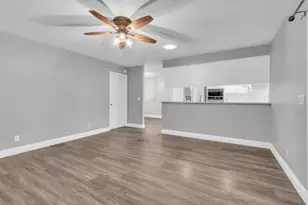 8833 Aquarius Ave, Elk Grove, CA 95624 - Photo 11