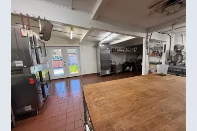 224 E St, Waterford, CA 95386 - Photo 15