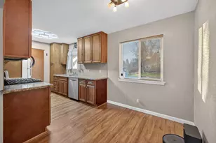 8631 Posadera Ave, Orangevale, CA 95662 - Photo 9