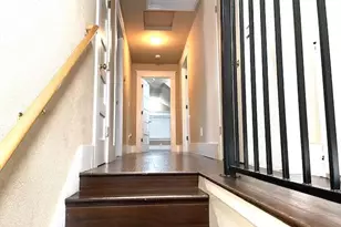 230 Vermont Ave, Turlock, CA 95380 - Photo 9