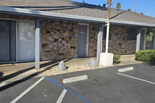 Whispering Palms Dr, Sacramento, CA 95828 - Photo 31