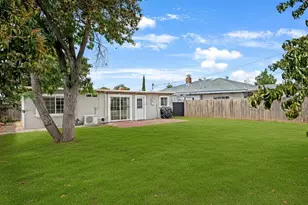 5823 61st St, Sacramento, CA 95824 - Photo 15