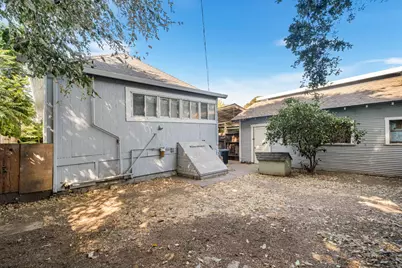 122 W Acacia, Stockton, CA 95202 - Photo 33