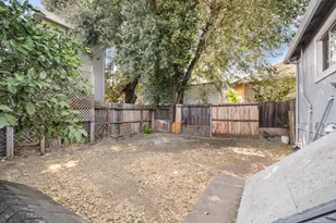 122 W Acacia, Stockton, CA 95202 - Photo 31