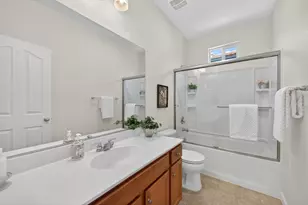 114 Barnhill Dr, Folsom, CA 95630 - Photo 17