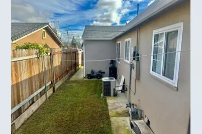 609 Kettleman, Lodi, CA 95240 - Photo 45