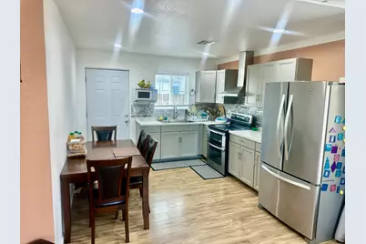 609 Kettleman, Lodi, CA 95240 - Photo 47