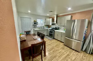 609 Kettleman, Lodi, CA 95240 - Photo 49