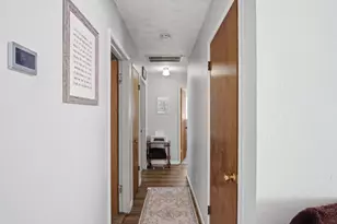 1436 Montclair Dr, Modesto, CA 95350 - Photo 5