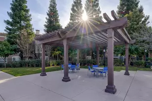 701 Gibson Dr, Roseville, CA 95678 - Photo 19