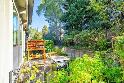 230 Foresthill Avenue, Auburn, CA 95603 - Photo 33