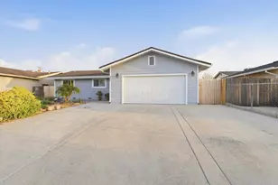 7442 Winkley Way, Sacramento, CA 95822 - Photo 1