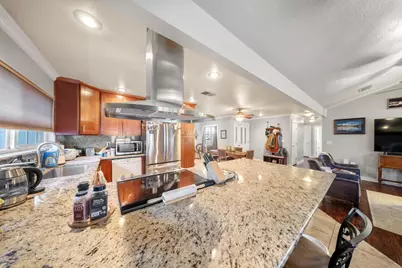 1296 E D Street, Oakdale, CA 95361 - Photo 7