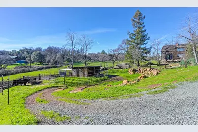 13598 Desperado Dr, Penn Valley, CA 95946 - Photo 29
